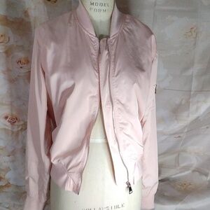Excellent Pre-owned condition ladies baby pink light weight jacket